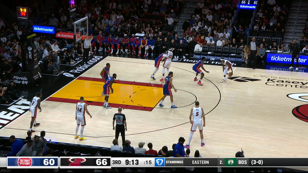 Challenge OOB Pistons Heat NBA Official