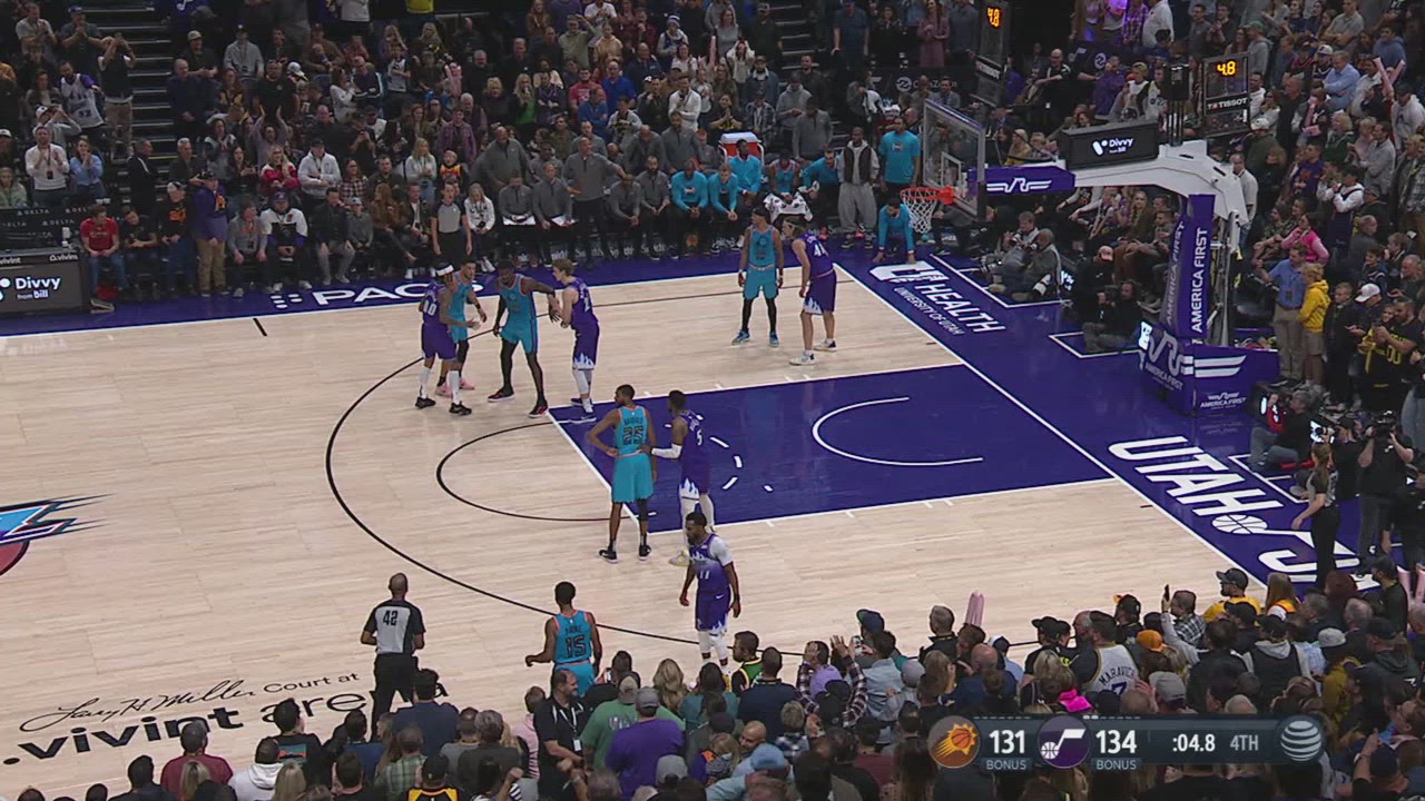 Last Second Field Goal Suns Jazz NBA Official