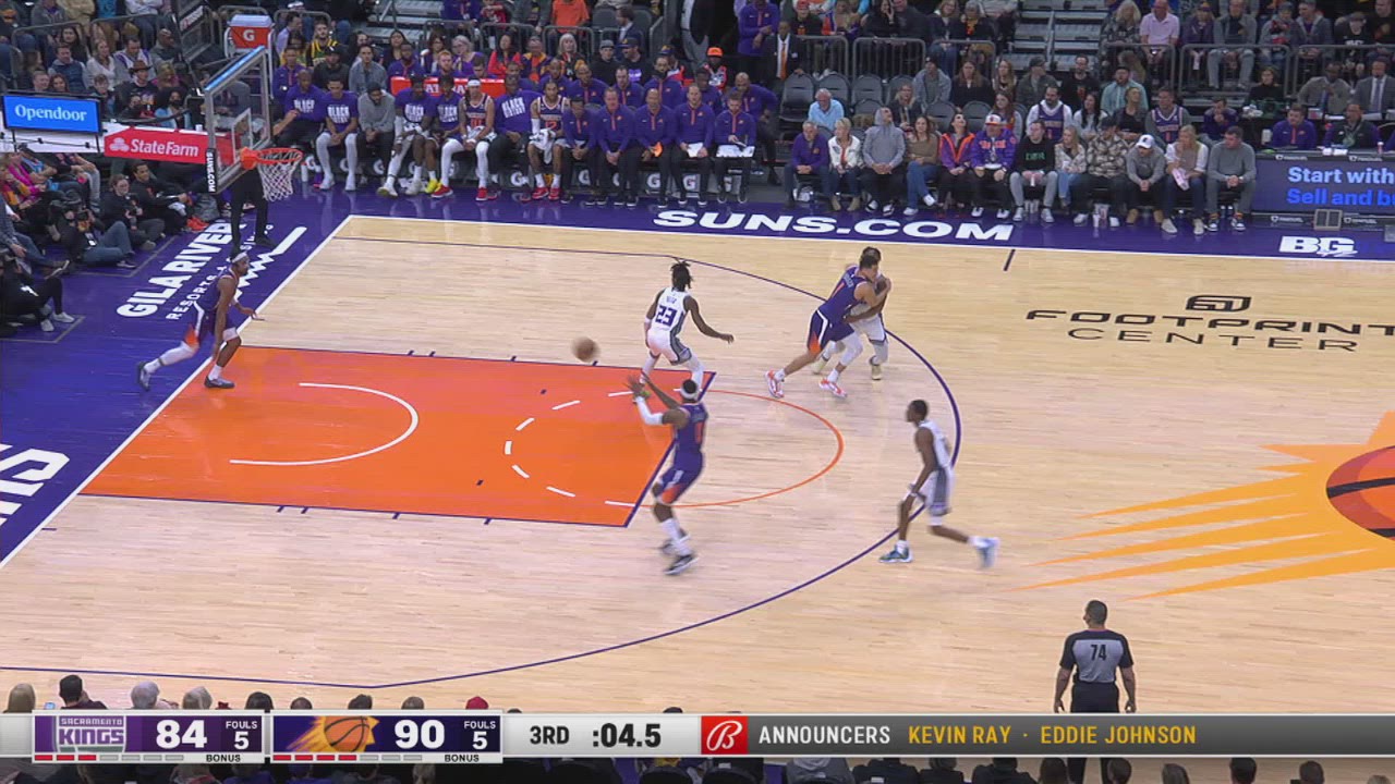 Last Second Field Goal Kings Suns NBA Official
