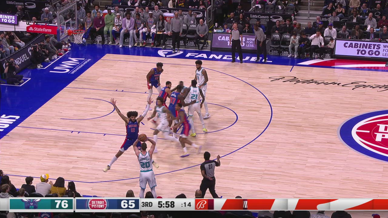 TwoPoint/ThreePoint Field Goal Pistons NBA Official