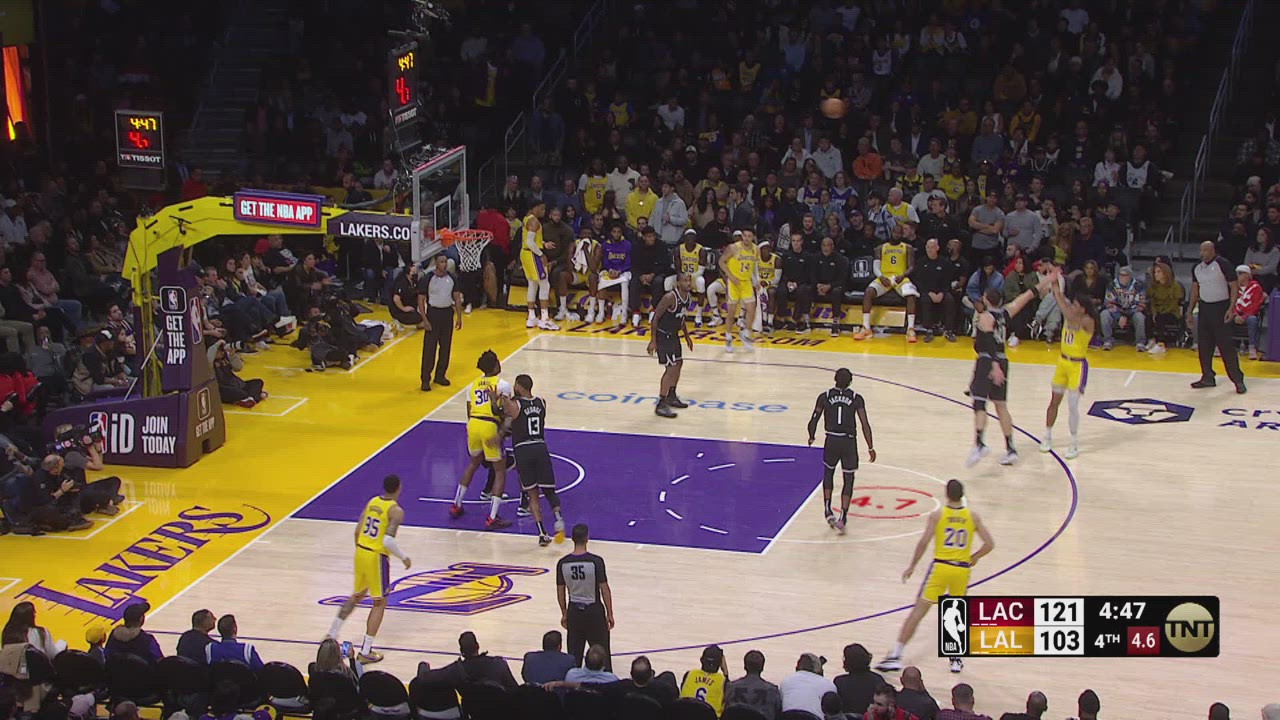 TwoPoint/ThreePoint Field Goal Clippers Lakers NBA Official