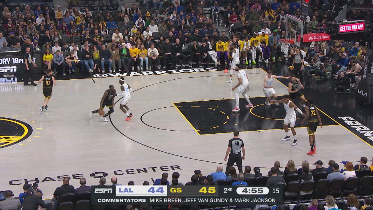 TwoPoint/ThreePoint Field Goal Lakers Warriors NBA Official