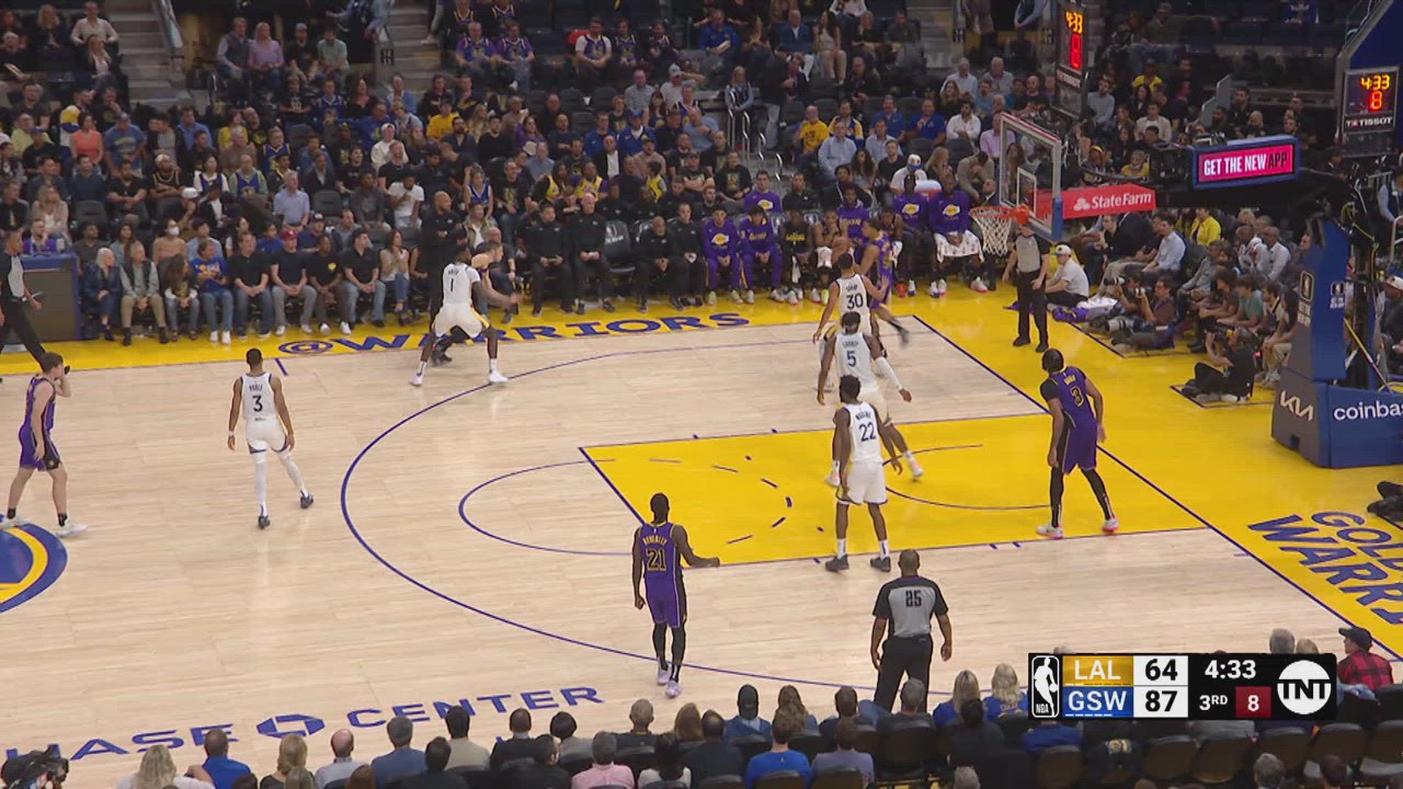 TwoPoint/ThreePoint Field Goal Lakers Warriors NBA Official