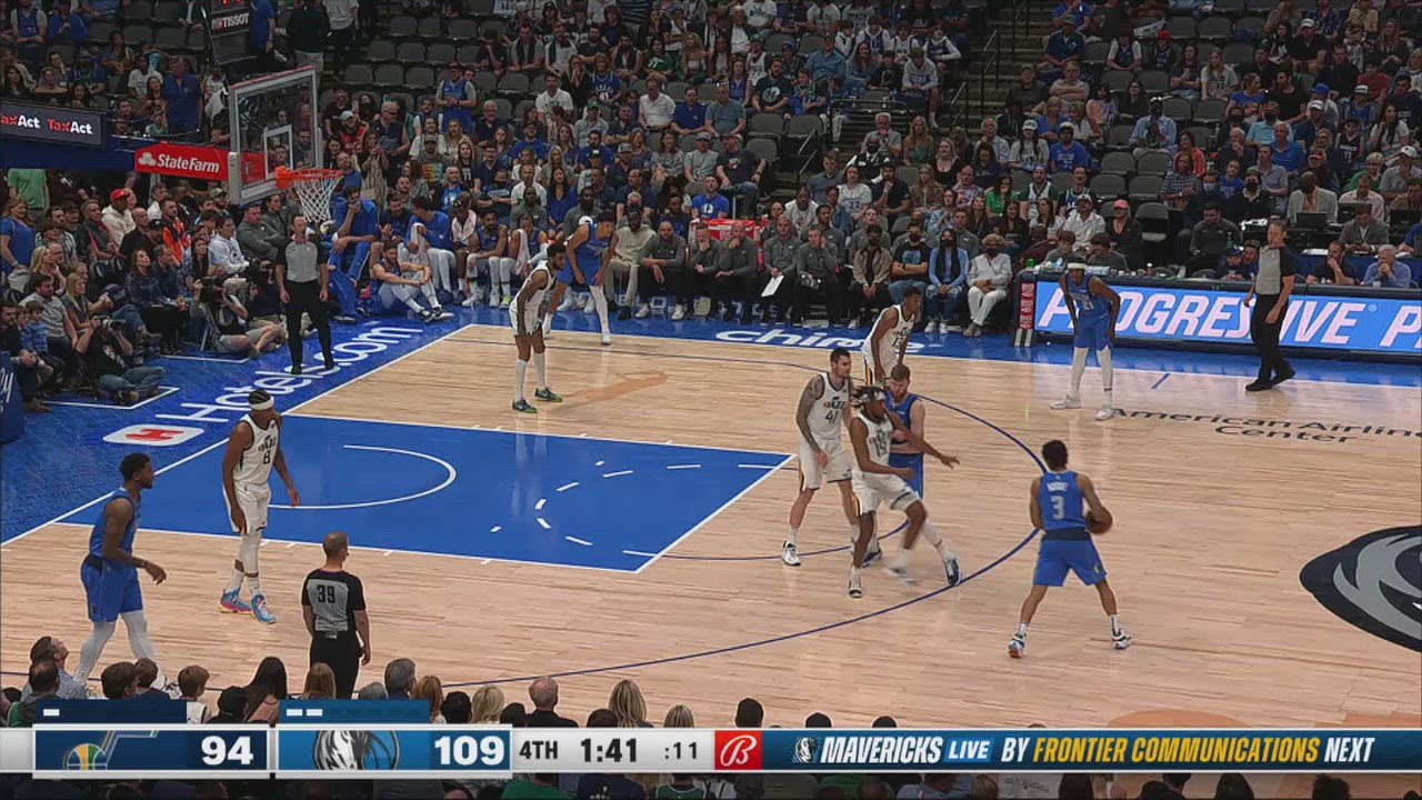 TwoPoint/ThreePoint Field Goal Jazz Mavericks NBA Official