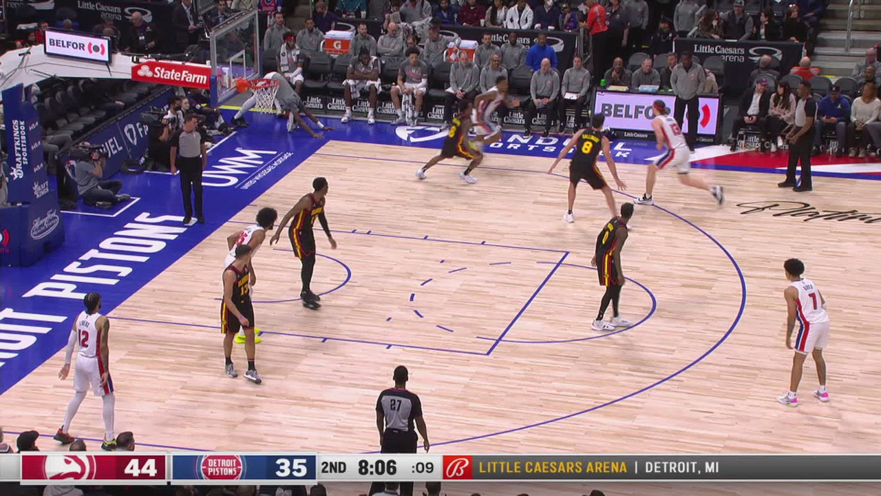 Shot Clock Violation Hawks Pistons NBA Official