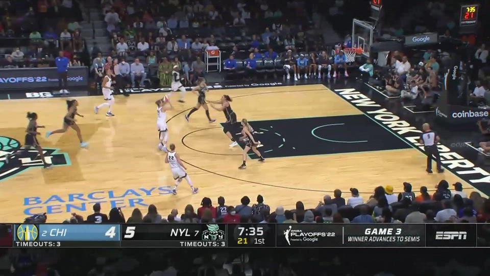 Allie Quigley (15 points) Highlights vs. Liberty Official